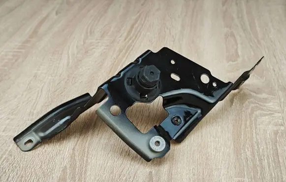 BMW 4 G22 G23 G24 G26 Fender mounting bracket 7486802
