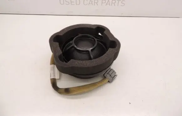 Volvo C70 Front door high frequency speaker 30679365