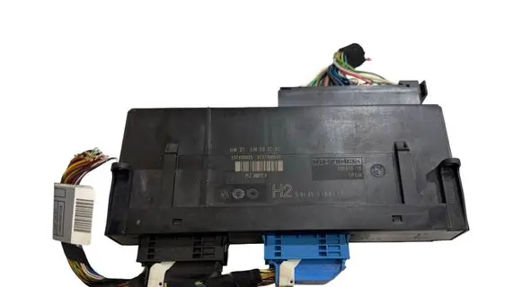 BMW 1 E81 E87 Comfort/convenience module 6135916018901 532400025 3737000532