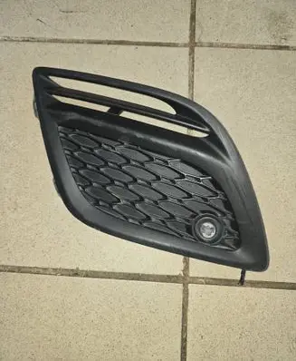 Volvo XC60 Front bumper lower grill 31290662