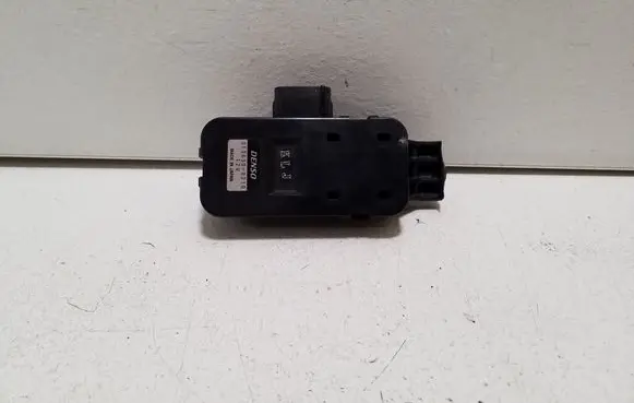 Jaguar XJ X351 Air quality sensor 0136500010