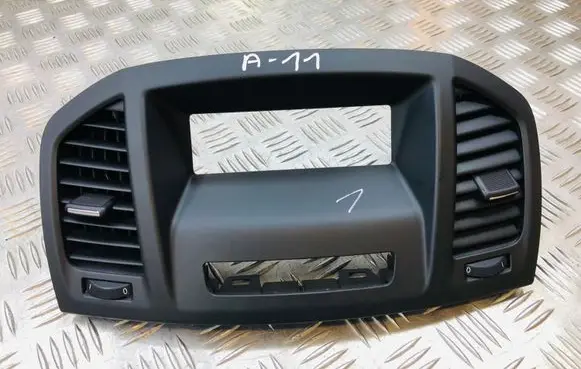 Opel Insignia A Dash center air vent grill 495050031