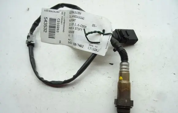 Volkswagen Scirocco Lambda probe sensor 03C906262H
