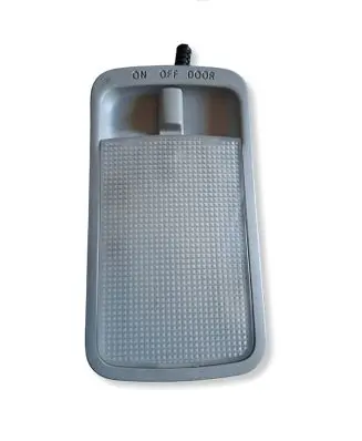 Toyota Corolla Verso AR10 Rear seat light 