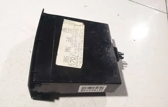 Volkswagen Polo Glove box 6l0857232