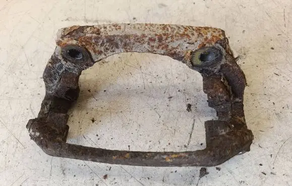 Citroen C5 Front Brake Caliper Pad/Carrier 