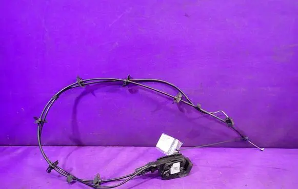 Ford Mondeo MK IV Front door lock 