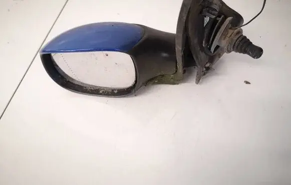 Peugeot 206 Front door electric wing mirror E2017003