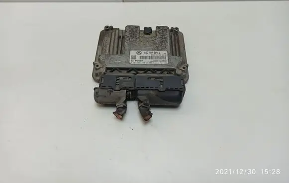 Volkswagen Golf VI Engine control unit/module 03C907309A