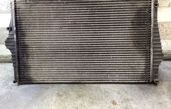 Volvo XC90 Intercooler radiator 989581K 31274553 04160677