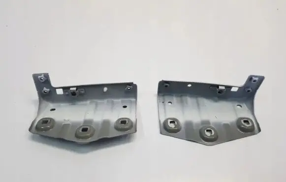 Renault Captur II Fender mounting bracket