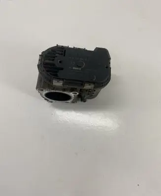 Nissan Qashqai Throttle valve 8200330810 H8200330812