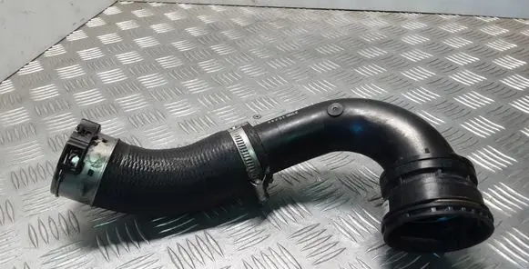 Intercooler hose/pipe