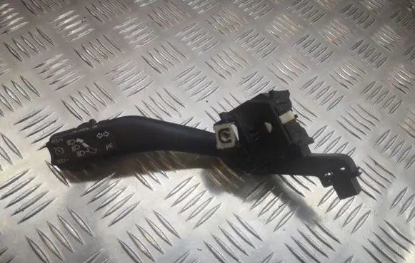 Volkswagen Touran I Indicator stalk 1K0953513G