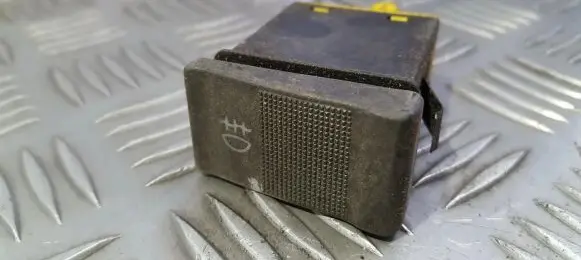 Fog light switch