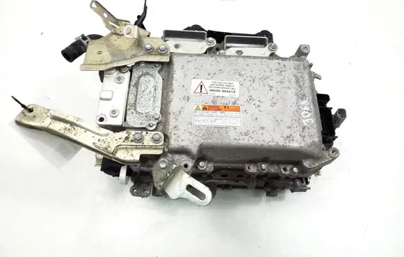 Toyota RAV 4 (XA40) Voltage converter inverter G920042010