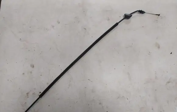 Volkswagen Touran I Rear door cable line 1T0839085