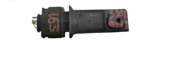 BMW X3 E83 Mass air flow meter F00C2G7315