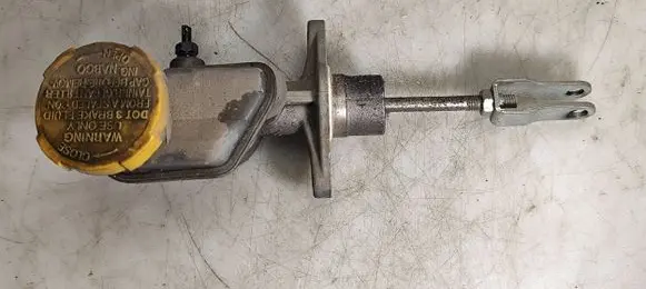 Subaru Forester SH Clutch master cylinder 