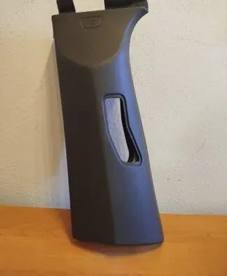 Volvo C30 (B) pillar trim (top) 
