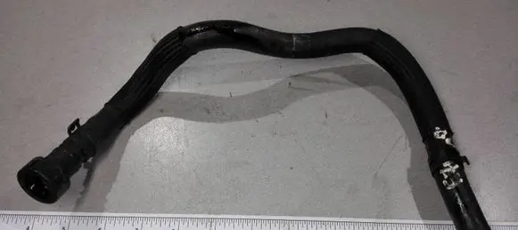 BMW X5 E70 Fuel return line/hose 13537796060 1353779606001