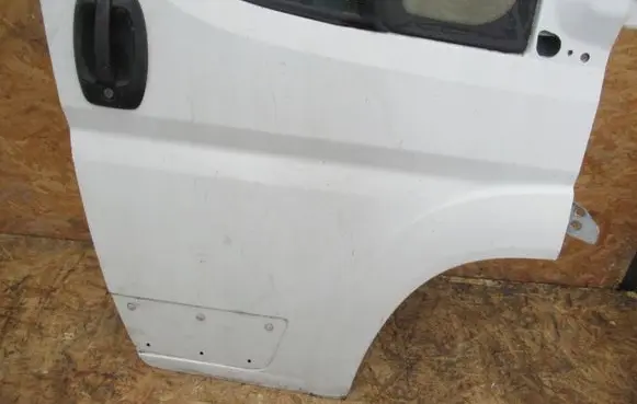 Fiat Ducato Front door