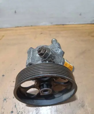 Renault Espace - Grand espace IV Power steering pump 26081479 7700437081 7700426719