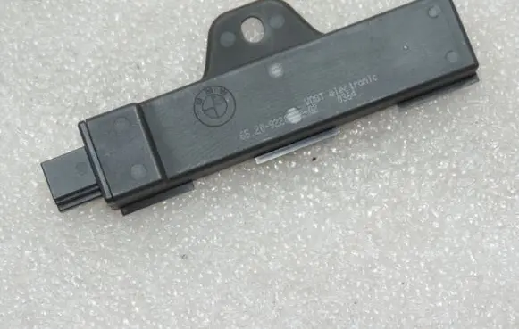 BMW 3 F30 F35 F31 Keyless system antenna 65209220832 9220832
