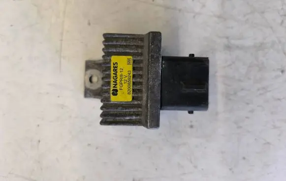Renault Trafic II (X83) Glow plug pre-heat relay 8200859243 FGPR812
