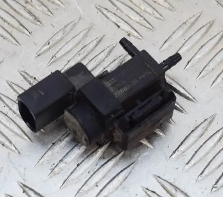 Audi Q5 SQ5 Turbo solenoid valve 037906283L