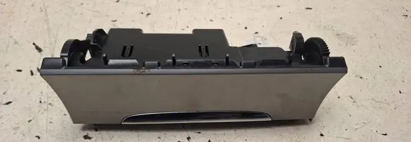 Volkswagen PASSAT B6 Car ashtray 318220100 3C0857961 3C0863284A