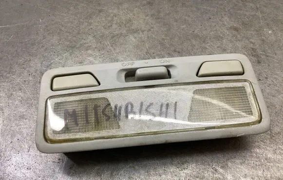 Mitsubishi Lancer Front seat light MR330450