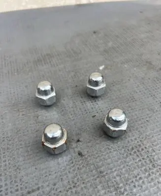 KIA Niro Nuts/bolts