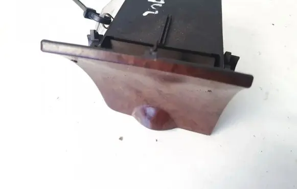 Car ashtray