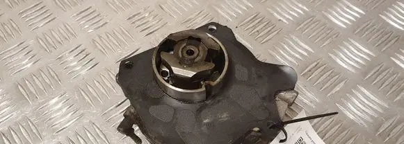 Opel Zafira B Vacuum pump 55188660