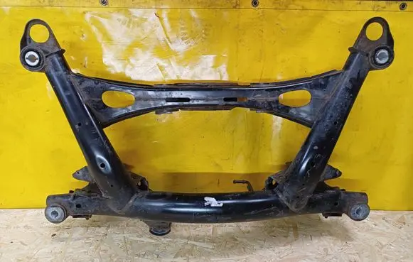 Volvo XC40 Rear subframe 32246360
