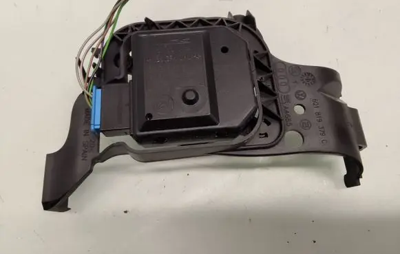 Seat Ibiza IV (6J,6P) Air flap motor/actuator 309368301A