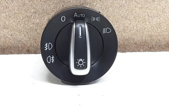 Volkswagen PASSAT B7 Light switch 3C8941431A