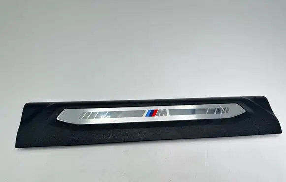 BMW 2 F44 Front sill trim cover B000831