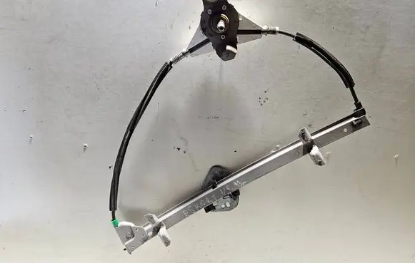 Ford Escort Front door manual window regulator 91ABA23201AF D2R5A