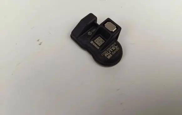 BMW 3 GT F34 Tire pressure sensor 562-3525 S770EL5MAV138436