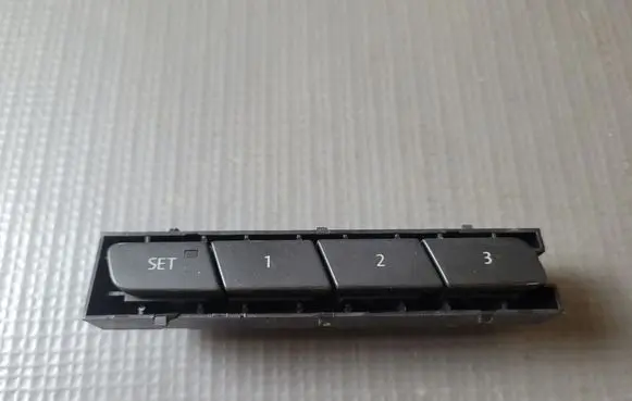 Volkswagen Touareg II Seat memory switch 7P1959769A
