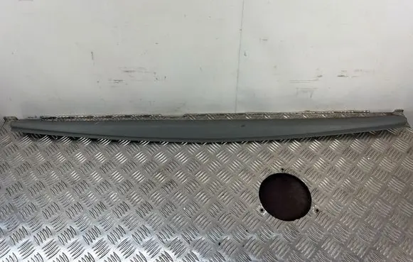 Volkswagen Multivan T4 Other trunk/boot trim element 705867625