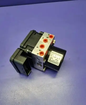 Mazda 3 II ABS Pump 8V612C405AG 10021204584