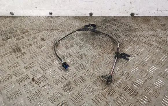 Hyundai i10 ABS brake wheel speed sensor 95671B43008