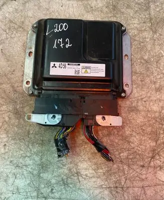 Mitsubishi L200 Engine control unit/module 1860B581