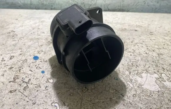 Mercedes-Benz E W212 Mass air flow meter A6510900148 5WK97917 032019193