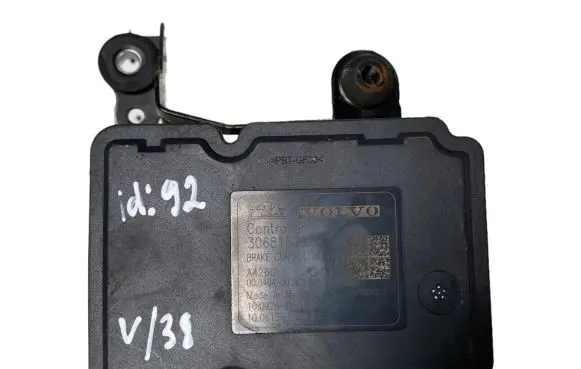 Volvo V70 ABS Pump 30681619 10061336881 10092604053