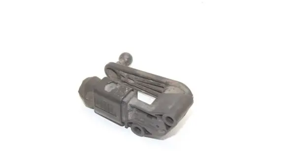 Audi A4 S4 B9 8W Headlight/headlamp level sensor 4M0907503