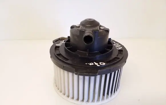Mazda 3 I Heater fan/blower HB111 8940000